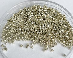 Delica (DB1831) 11/0, Duracoat гальванизированное серебро, 2.5 г