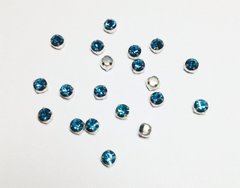 Страз в цапе Preciosa, ss20 (4.6-4.8 мм), Blue Zircon в серебре