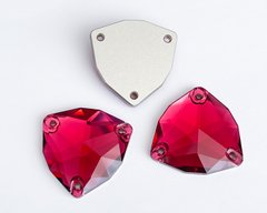 Пришивной треугольник (Sew-on) Swarovski 3272, цвет Scarlet, 28 мм