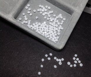 Біконус Swarovski (5328), колір - White Alabaster, 3 мм