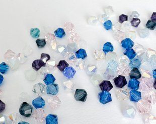 Микс биконусов Preciosa 4 мм, сине-белый, 2 сорт, уп. 100 шт