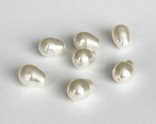 Намистина Swarovski пiд перлину, груша (5821), 11*8 мм, колір - White