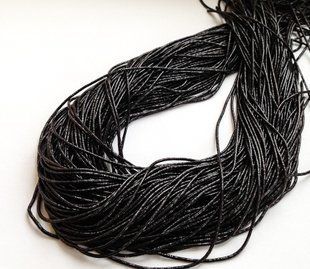 Трунцал, 1,5 мм діаметр, колір - чорний, (0132) вир-во Індія, 1 г