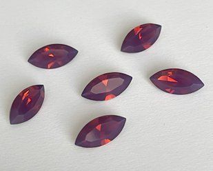 Маркиз (Navette) Swarovski 4228, Cyclamen Opal, 15*7 мм