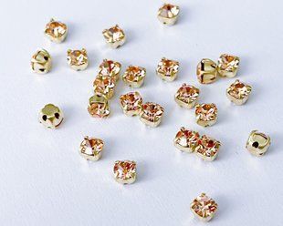 Страз в цапі Preciosa, ss16 (3,8-4 мм), Light Peach в золоті