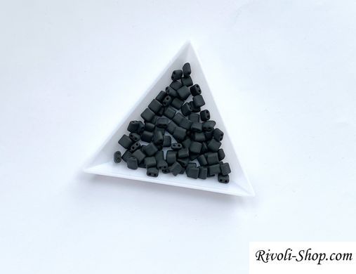 Бісер Karo, Preciosa, 5*5 мм, чорний матовий (23980), приблизно 10 г