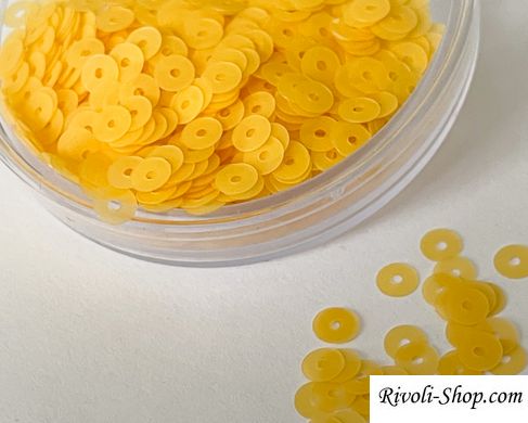 Паєтки Італія, колір - жовтий матовий (246F), пласкі 4 мм, 2.5 гр