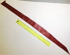 Кожа натуральная красная крупноозернистая, толщина 1 мм, 64,5 см *4,2 см
