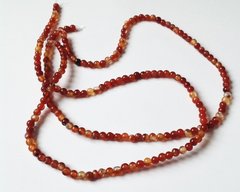 Бусины агата, 4 мм, красные с рисунком, нитка (100-110 шт)